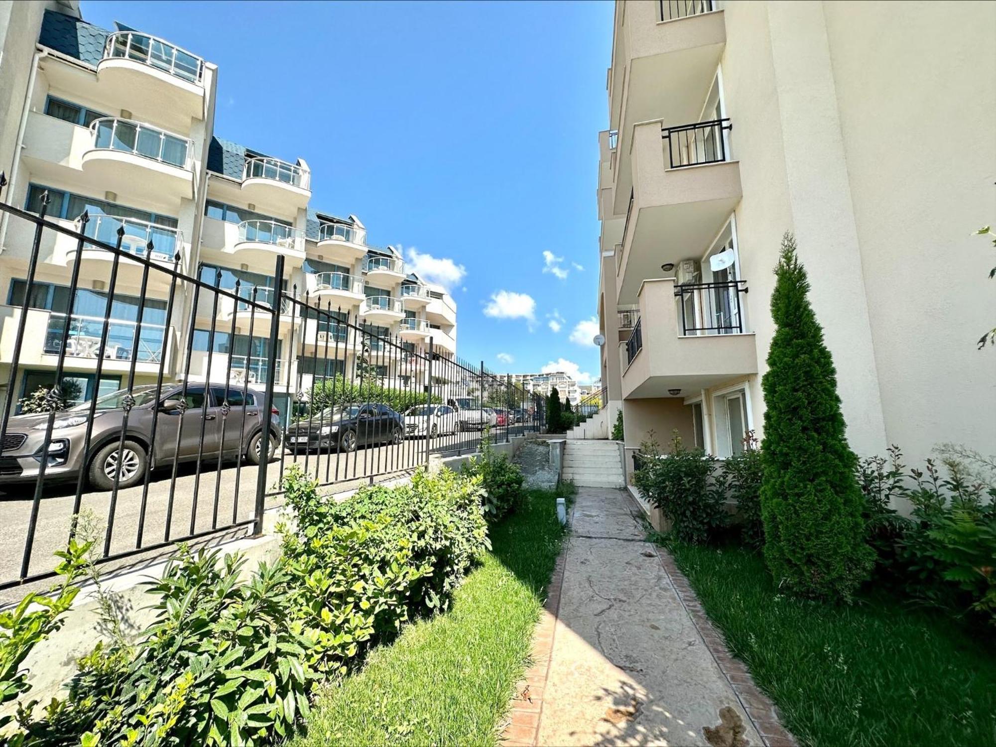 Ipanema Beach - Menada Apartments Sveti Vlas Εξωτερικό φωτογραφία
