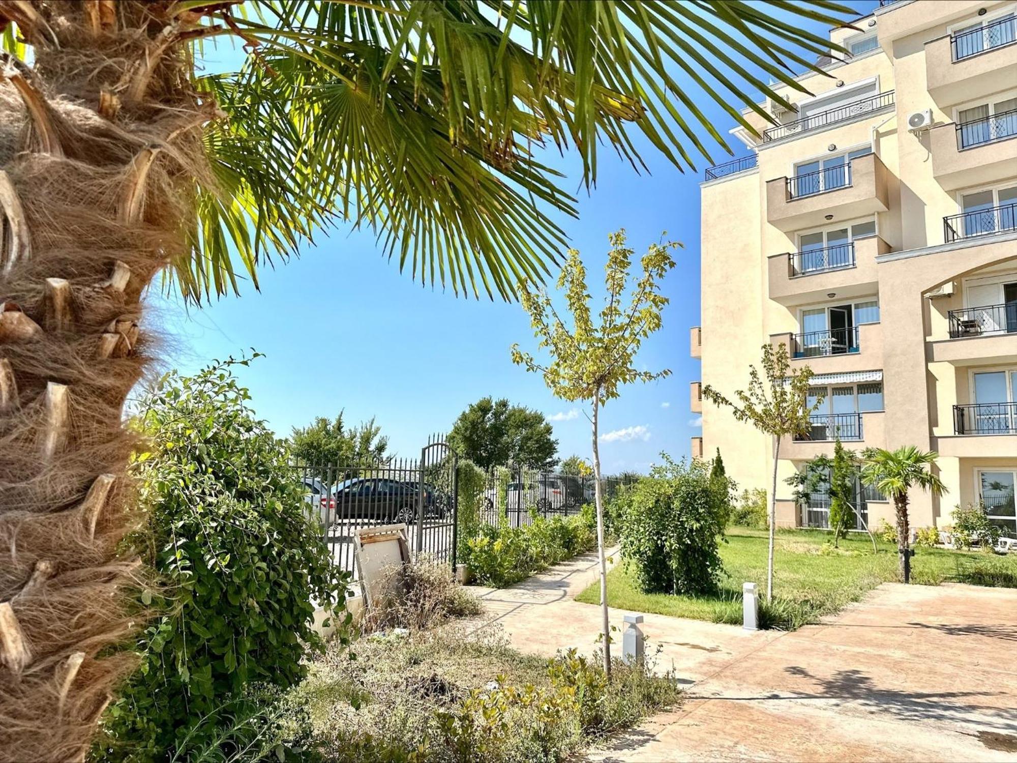 Ipanema Beach - Menada Apartments Sveti Vlas Εξωτερικό φωτογραφία